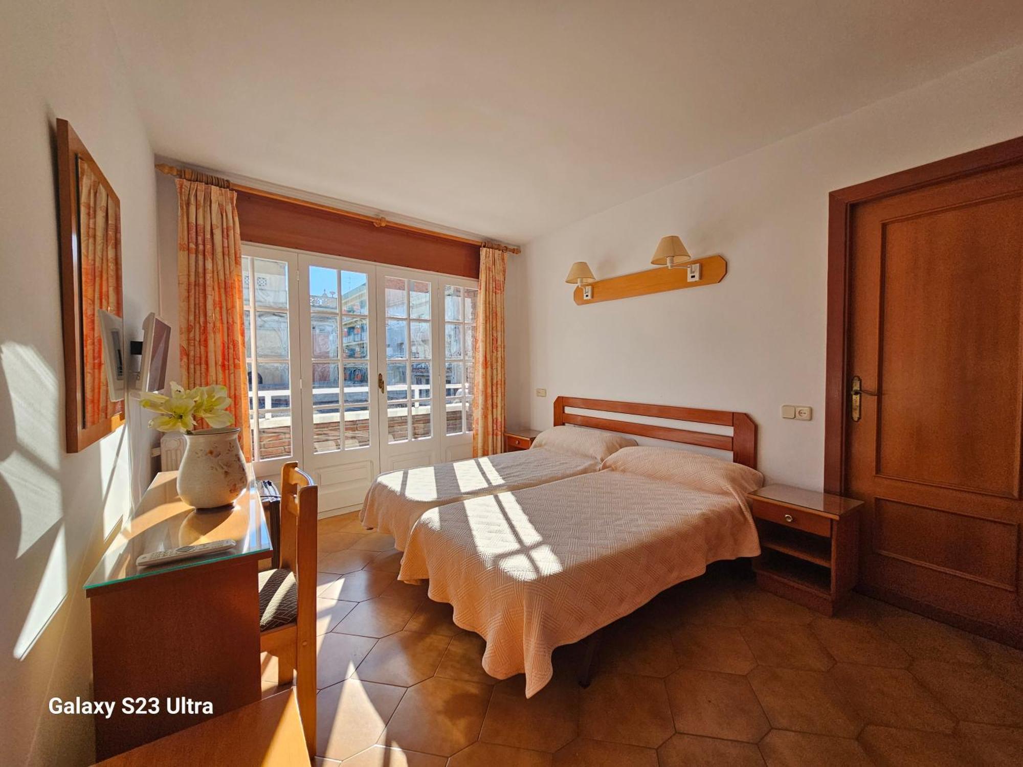 Hotel Blue Spot Malgrat de Mar Dış mekan fotoğraf