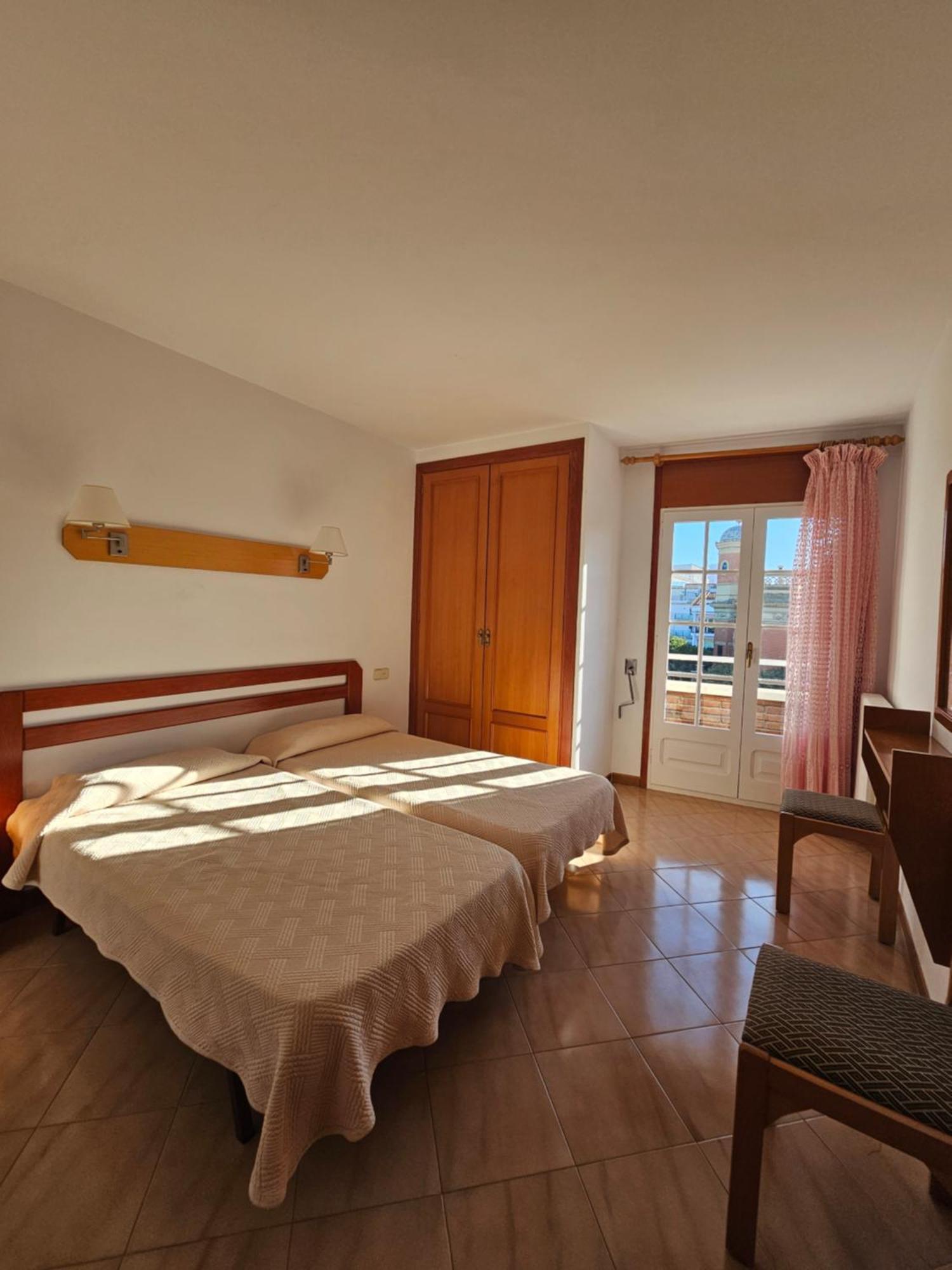 Hotel Blue Spot Malgrat de Mar Dış mekan fotoğraf